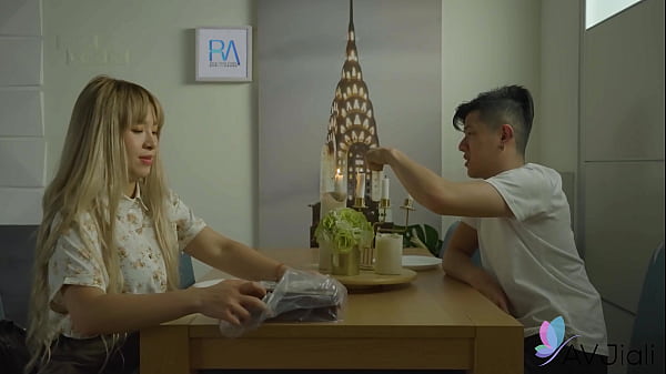 Chinese babe Lina enjoys some big hard cock