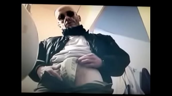 Me playing with my bulge