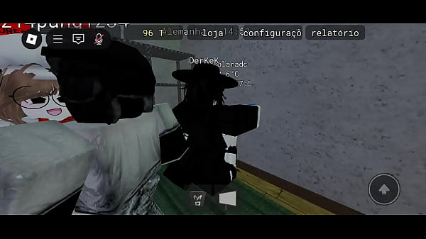 Gotica gostosa russa no Roblox fazendo boquete