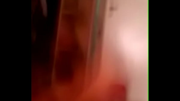 Batendo punheta e gozando