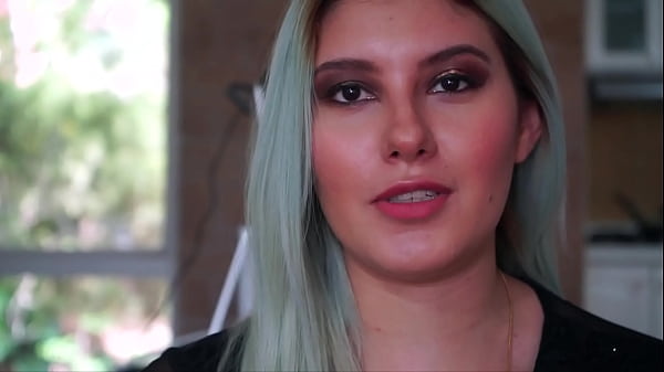Interview 1. Bella Fox, Interview with a beautiful Colombian model