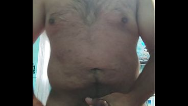 Hombre maduro toqueteo