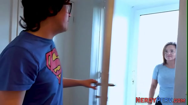 Real amateur sucking nerds dick