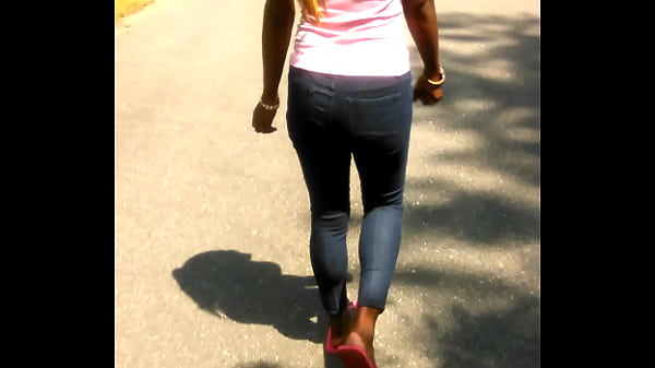 sexy ass walk in the park