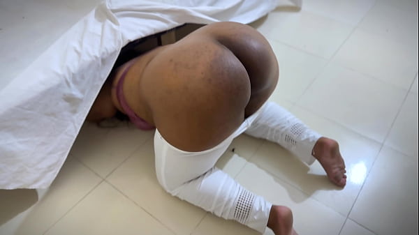 Hot Maid Anippe Gets Stuck Under Bed & She swinging Her Huge Ass To get Anal Fuck!