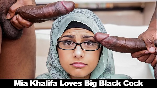Download Video - BANGBROS - Mia Khalifa Shares Her Hummus With Rico Strong & Charlie Mac