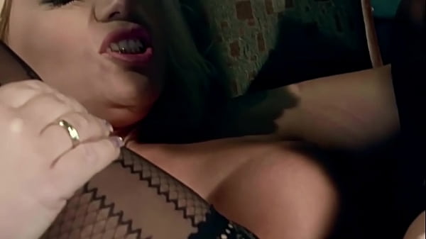 Analsex maniac Sarah Simon loves Nick's big thick dick working hard in her back door.