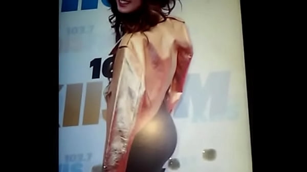 Tribute Cum Laura Marano
