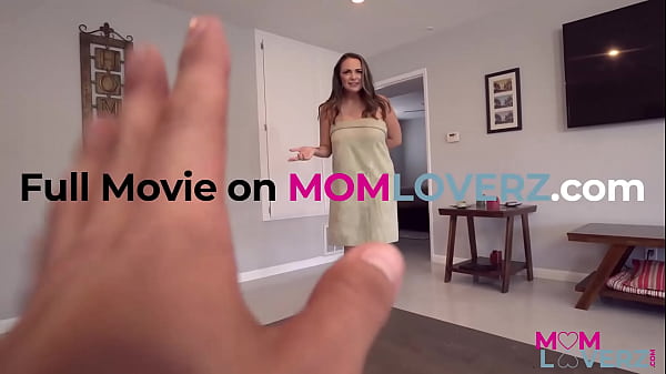 Sofi Ryan Gets Her Pussy Destroyed In The Guest Room