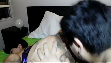 Download Video - terrible puta argenta se coje al amante al medico y todo lo que puede mientras no esta el marido