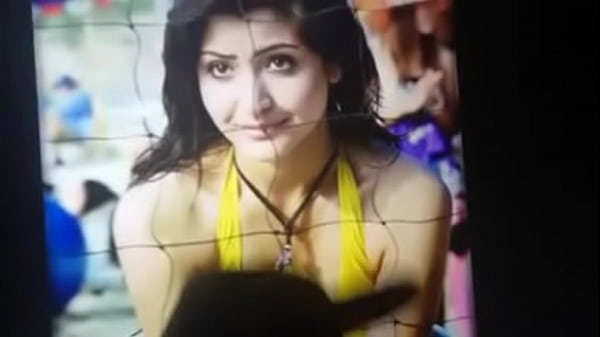 Download Video - Anushka sharma tastes my cum