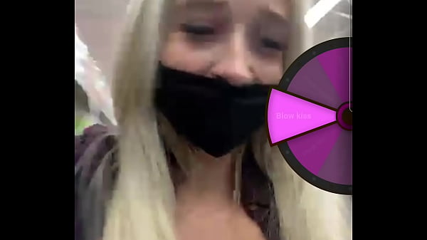 Download Video - Teen flashing tits public