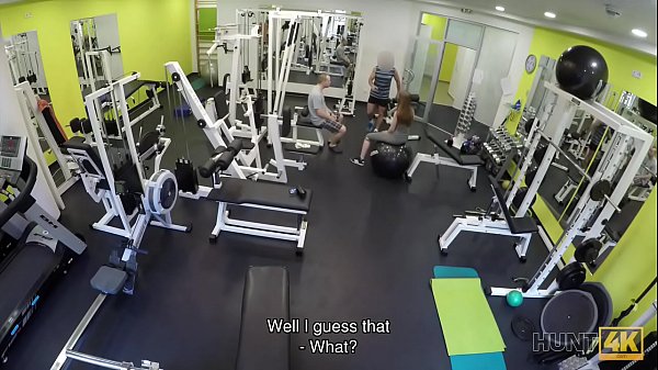 HUNT4K. Naive gym bunny has sex with rich male instead of training
