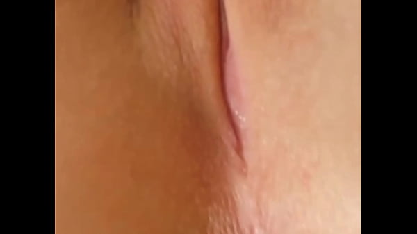 18 year old teen tight pussy close up orgasm