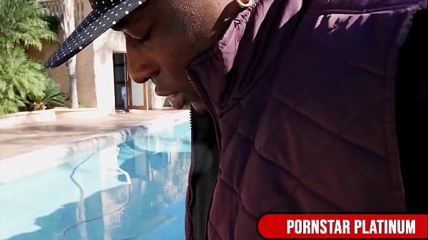 Claudia Valentine’s Tight Ass Gets Ripped By Rob’s BBC!