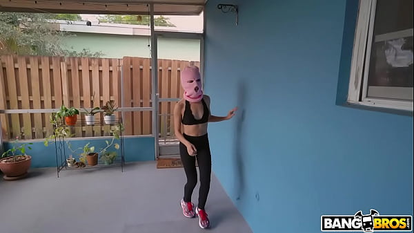 thumb tiny robber
