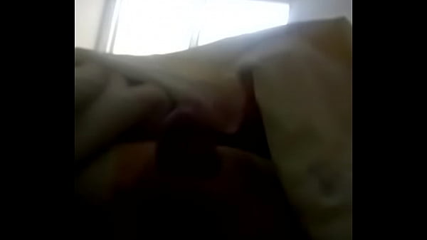thumb playing hot
