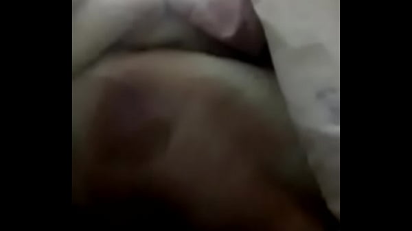 thumb playing hot