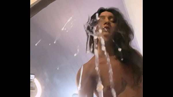 Download Video - Sexy stripper and Cum on mirror - teaser