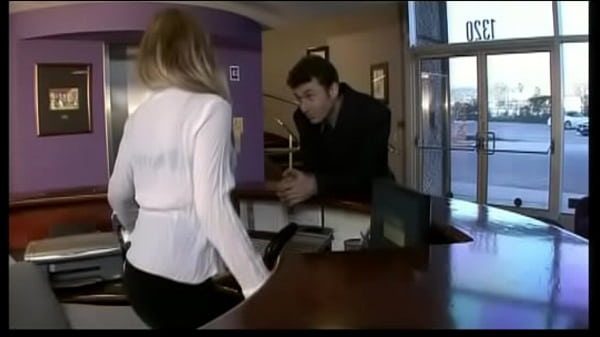 Secretary Holly Wellin Gets Anal and a Huge Creampie on the Staircase