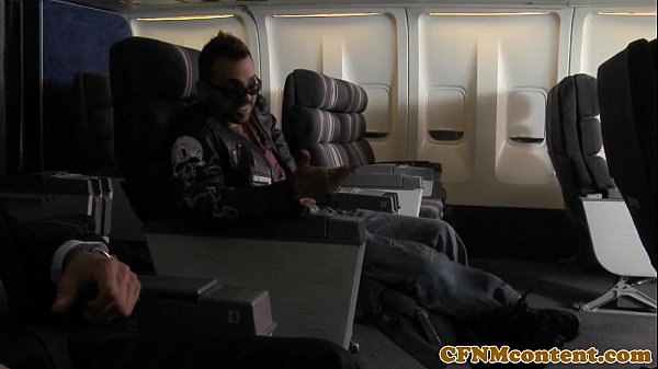 CFNM Tanya Tate joins the mile high club