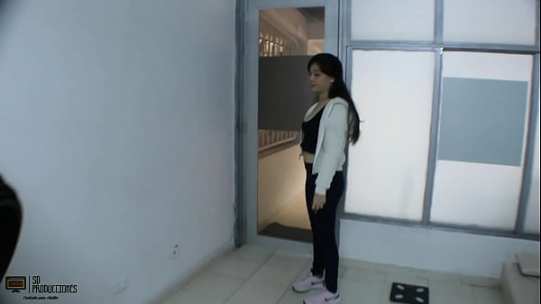 Download Video - Llego bien cachonda a casa y aprovechando que estamos solos nos damos una buena follada PARTE 1