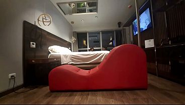 Follando a mi compa&ntilde;era de cuarto cachonda