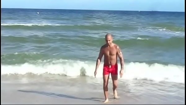 BEACH DAY FOR JERSEY SHORE PORN STAR MAXXX LOAD...