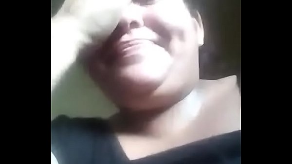Lau Paredez - Marisela Avila, putita de honduras se masturba