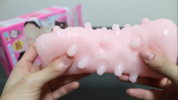 たくさんの乳首に攻められているような挿入感！チ...