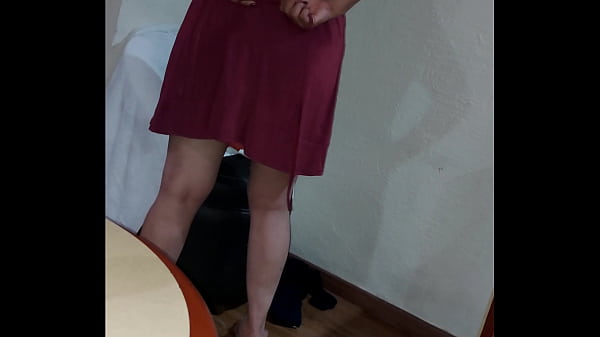 Me gusta que mi vecino me de verga cuando no esta mi marido