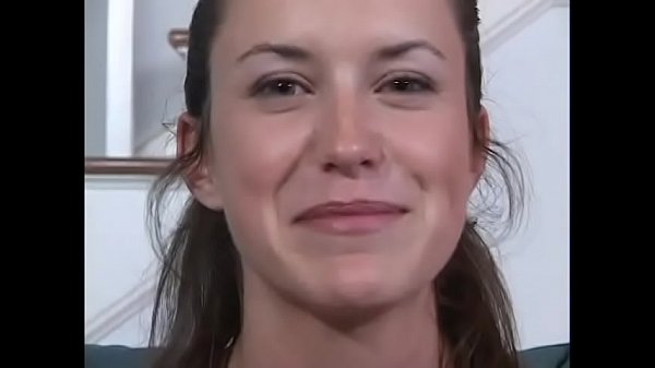 Dude pulls hot brunette Lea Stevenson's hair while he nails her on the couch