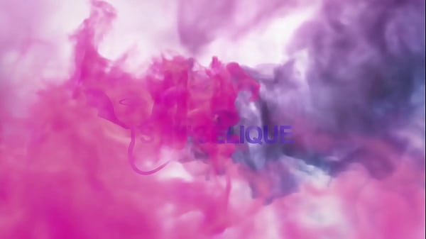 TS Angelique Monroe - I try clothes in Germany.