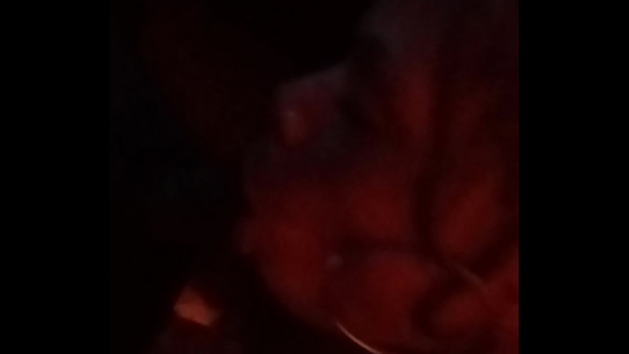 AngelG y Kuzz! cabeza en la cocina
                    amateur deepthroat black cock muchos negros