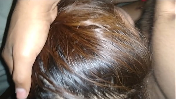 thumb lo chupa rico