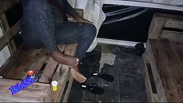 Young black milf tease in public (voyeur)