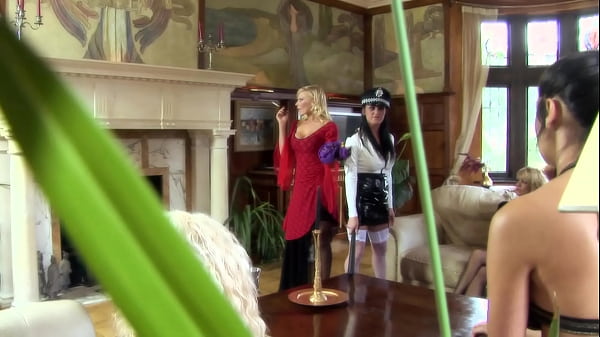 Stacey Saran Loves A Good Fuck That Gives Her Two Cocks To Play With