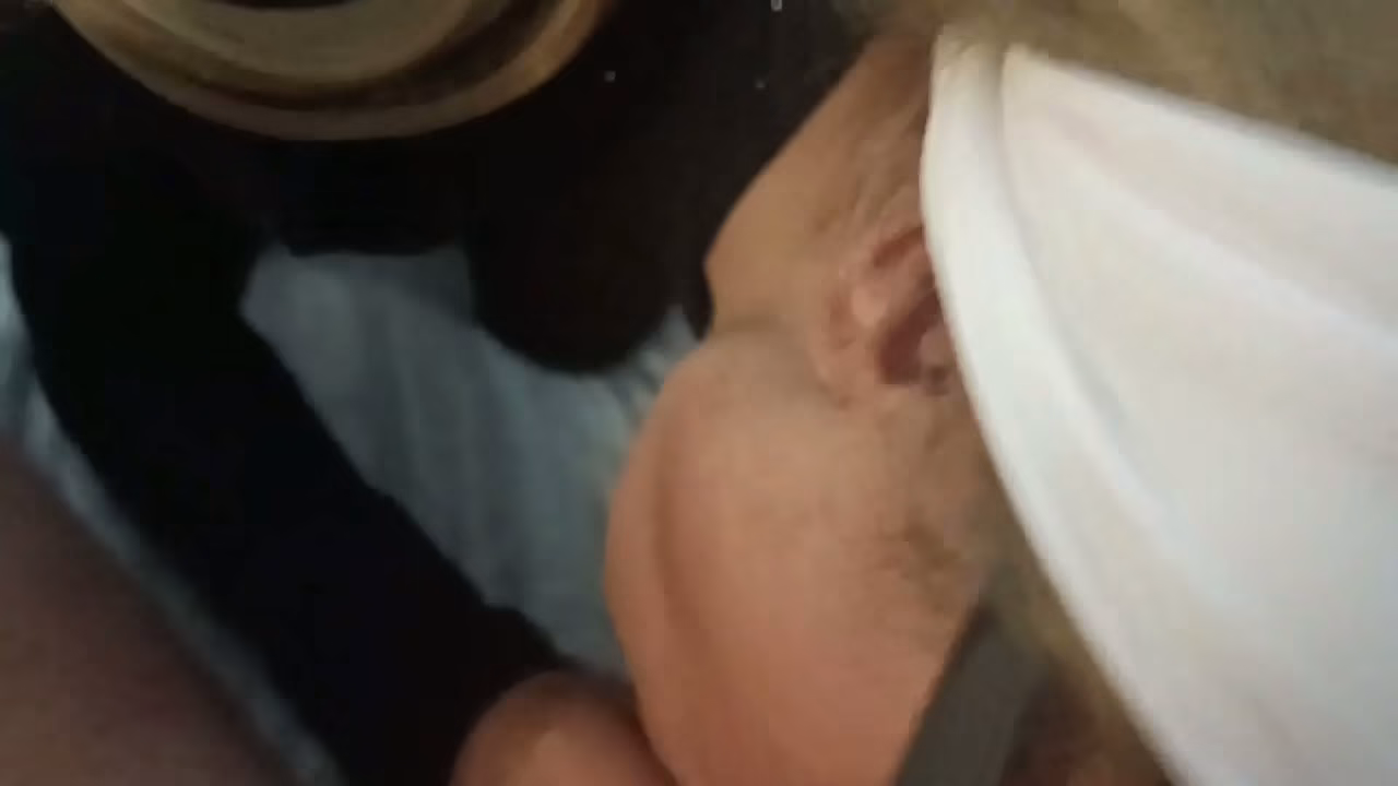 Preview - 16 minutes of a MILF with a perfect body giving a blowjob and swallowing