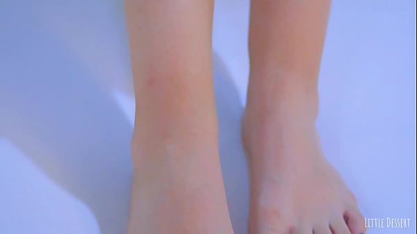 Oil Massage Ends with a Creamy Footjob and Nails Creampie