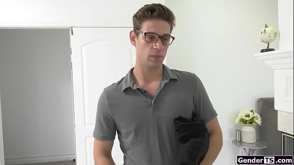 Download Video - GenderTS&period;com - Shemale stepmom Alexa Scout anal riding