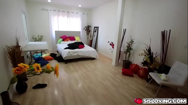 Zoey Foxx asked stepbros help to clean her room!