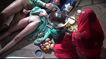 Download Video - XXX Kitchen step mom Indian Kitchen desi step MOM in hindi desi step MOM