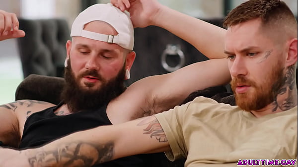 Download Video - Straight guys jerk themselves off together&excl;