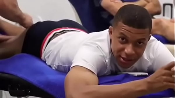 Download Video - Mbapp&eacute; de cueca