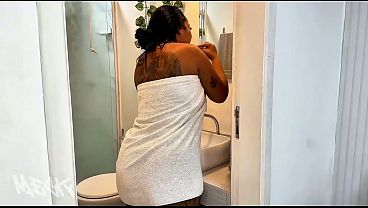 That slut always flirted with me until I got the chance to stick my dick in her, look how this hottie sucked and came so much on my dick...(FULL VIDEO ON RED)