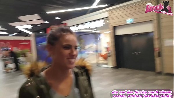 Download Video - SPERMAWALK im Shopping Center nach Dreier in Umkleide mit deutschen amateur teens