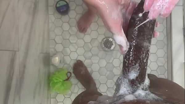Download Video - 18 Year Old Stepsister Shares Shower With Her Older Stepbrother &excl; WOW Your Dick Is So Fucking Big WTF It&rsquo;s The Size Of My Forearm&excl;&excl; And You Want Me To Put That In My Ass