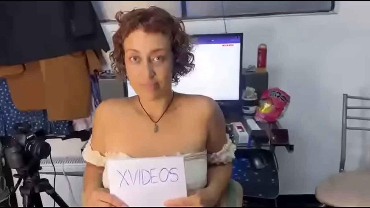 Vídeo de verificación
                   verification video muchos negros