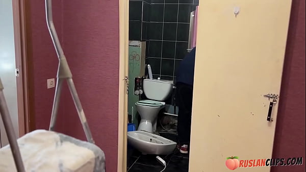 Pussy Tip to Pizza Delivery Boy