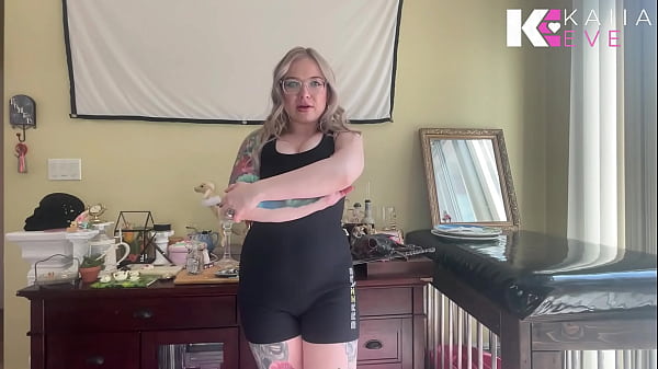 Strong Tattooed Pornstar Muscle Worship & Manhandling